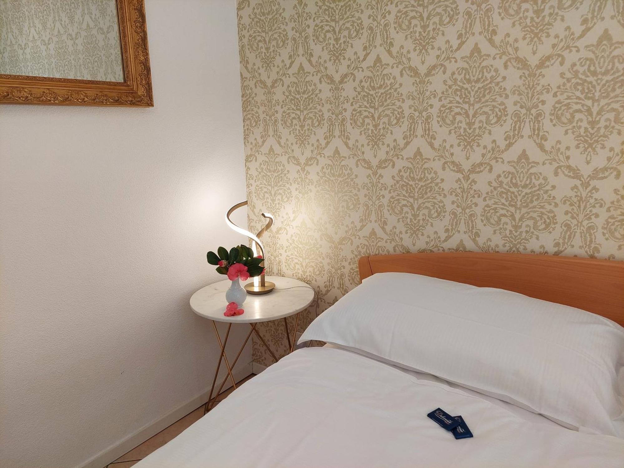 Dolceresio Lugano Lake B&B Brusino Arsizio Bagian luar foto